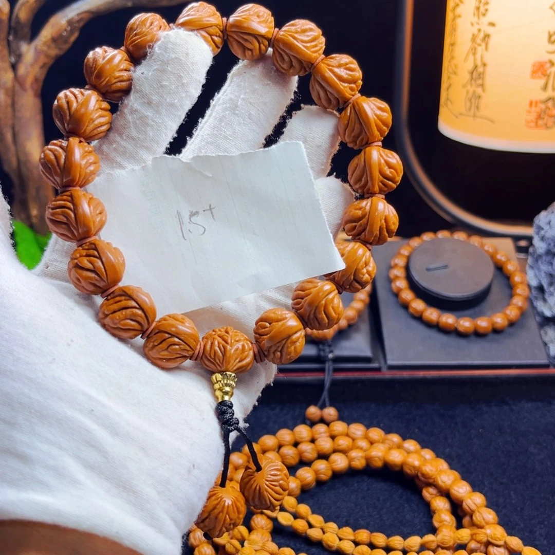 闲***·吊坠桃核野生桃核