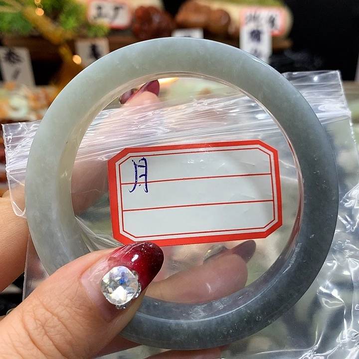 蛇纹石玉手镯未镶嵌月*