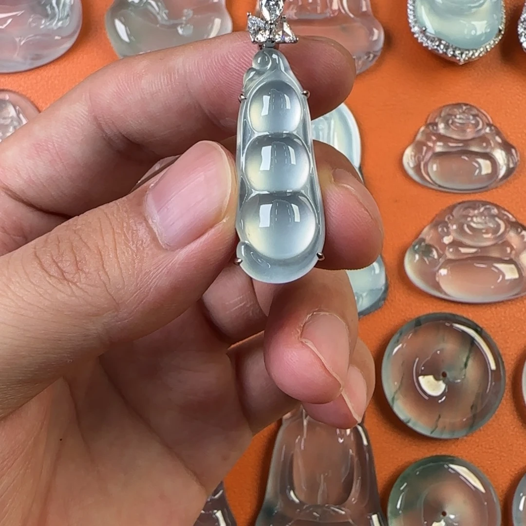 未镶嵌定制翡翠天然