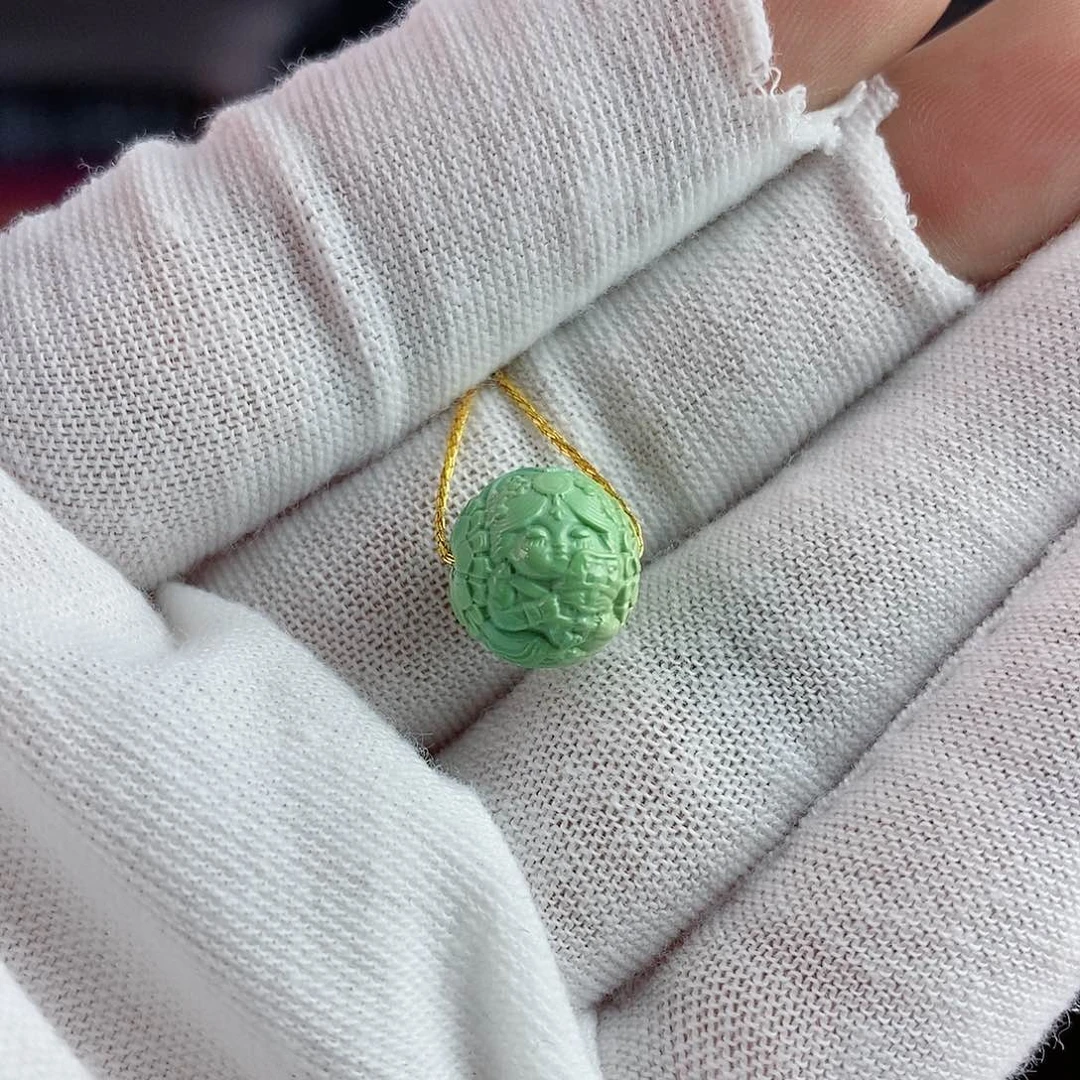 绿松石珠宝奇石未镶嵌断**.