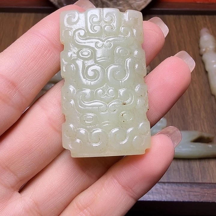 已***置和田玉（糖玉）未镶嵌颈饰