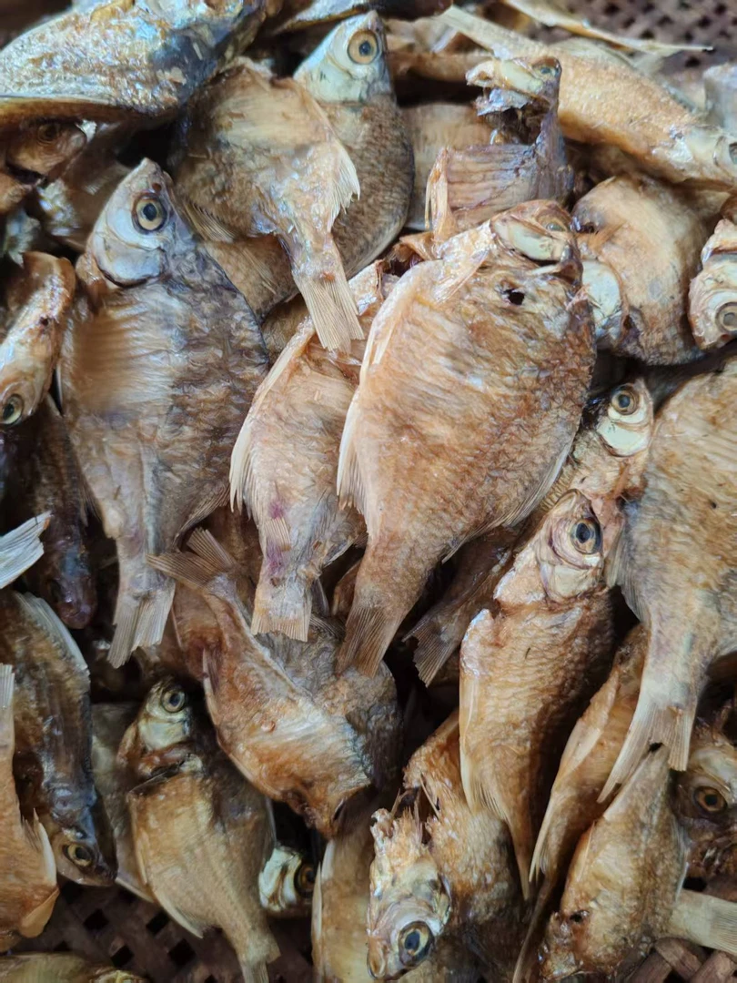 水府庙 农家米糠薰 苦逼鱼火焙鱼【七姐走乡村】