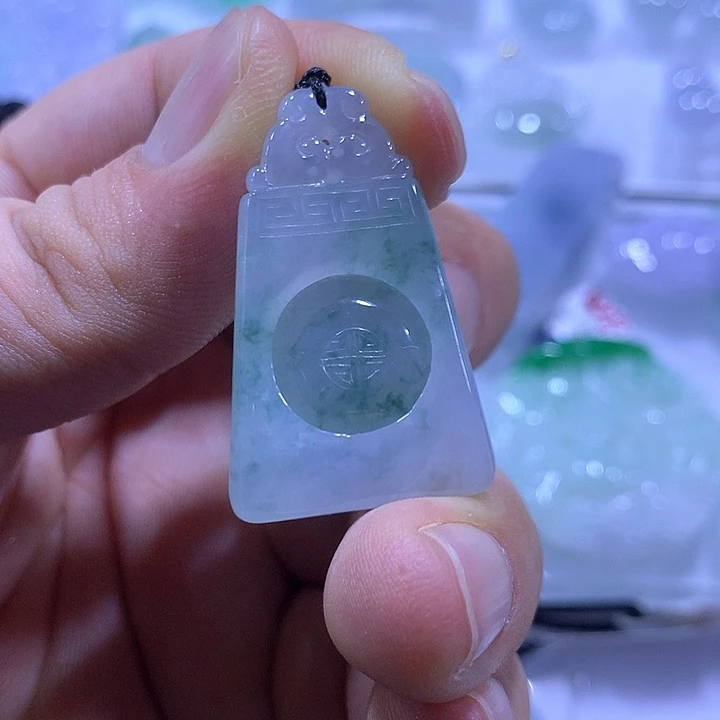 翡翠未镶嵌颈饰天然翡翠A货吊坠