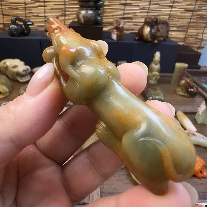未镶嵌和田玉（糖玉）挂件