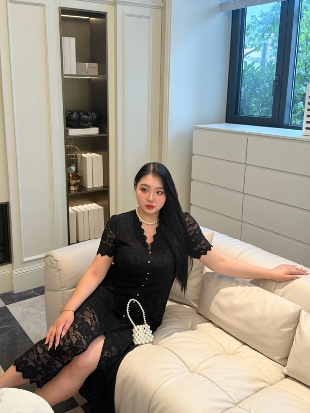 大码女装高级感气质名媛蕾丝包臀连衣裙法式性感收腰礼服裙