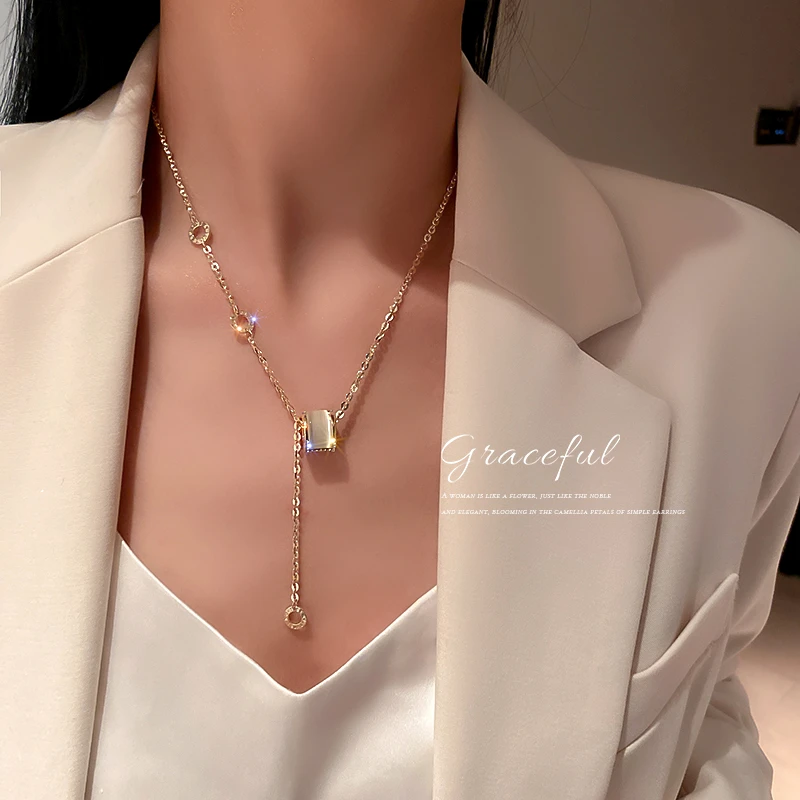 合金项链 猫眼石款项链爆款轻奢小众锁骨链高级感长款毛衣链配饰