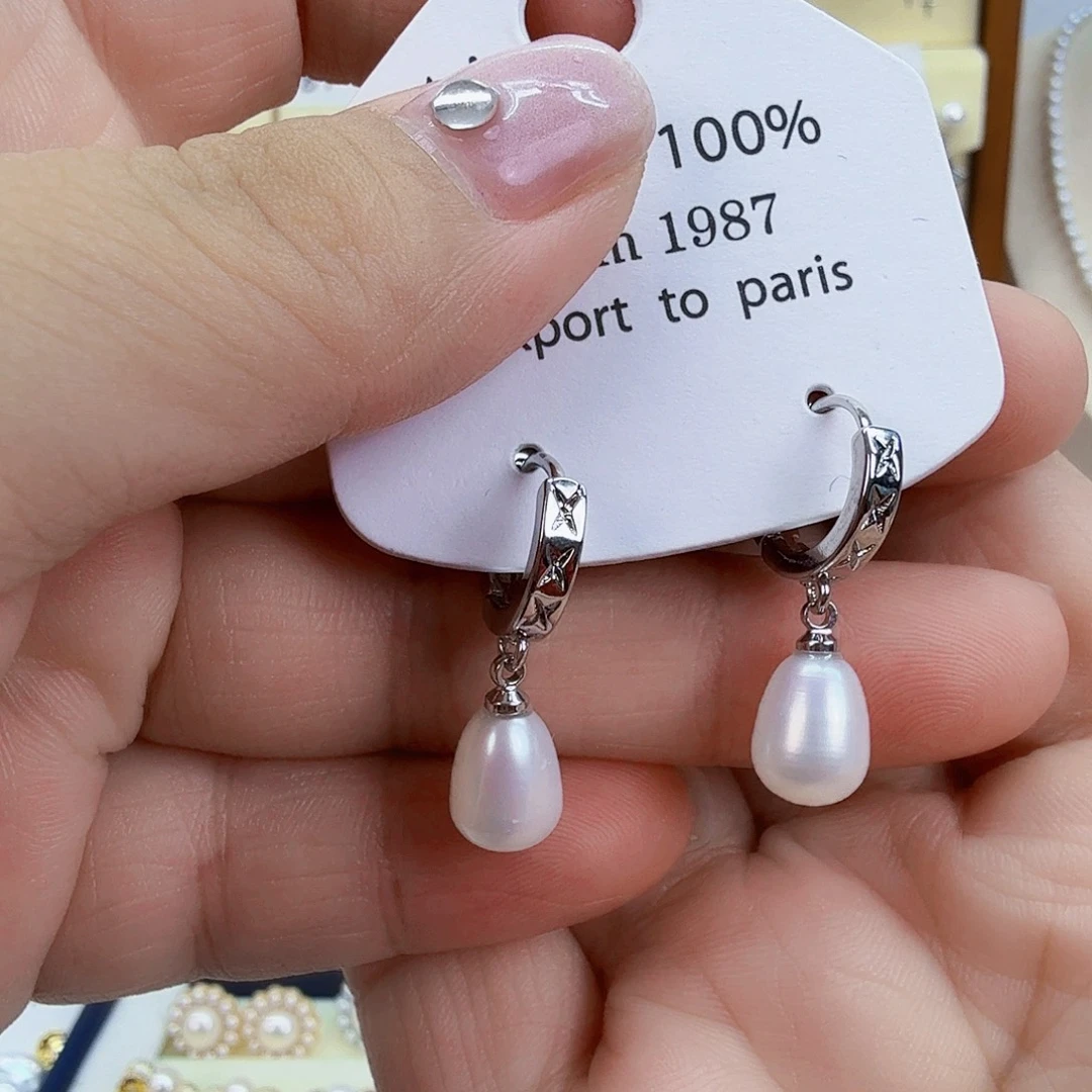 未镶嵌耳饰淡水珍珠