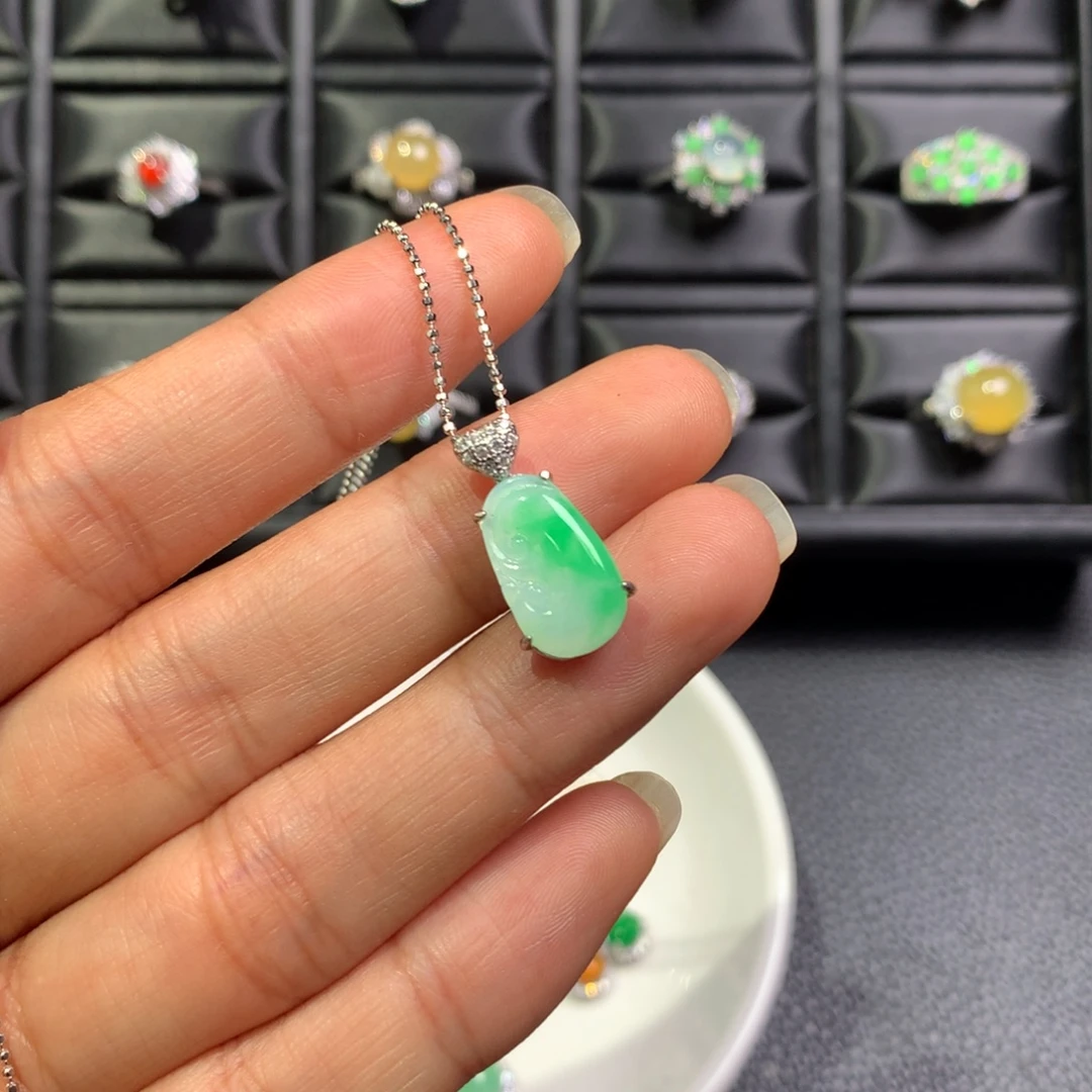 翡翠银S925镶嵌颈饰