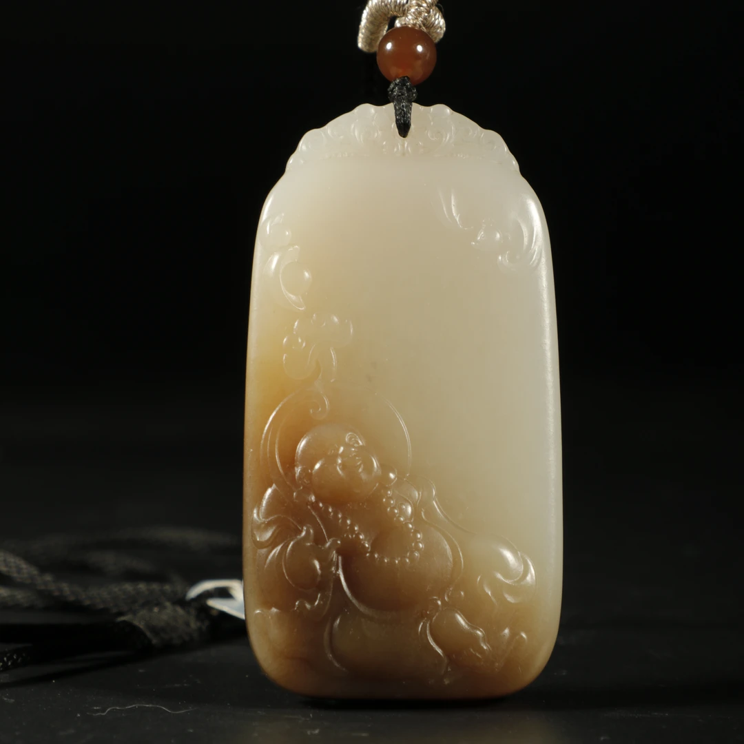 lot8824和田玉弥勒笑佛挂件/云南典藏