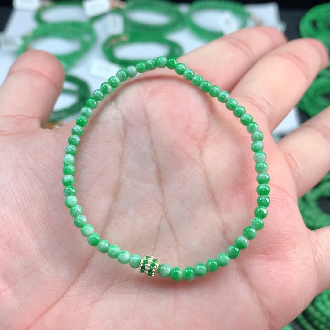 翡翠手链未镶嵌翡翠
