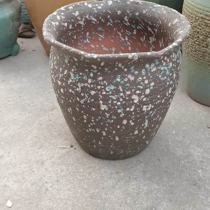 红陶口25高25瑕疵