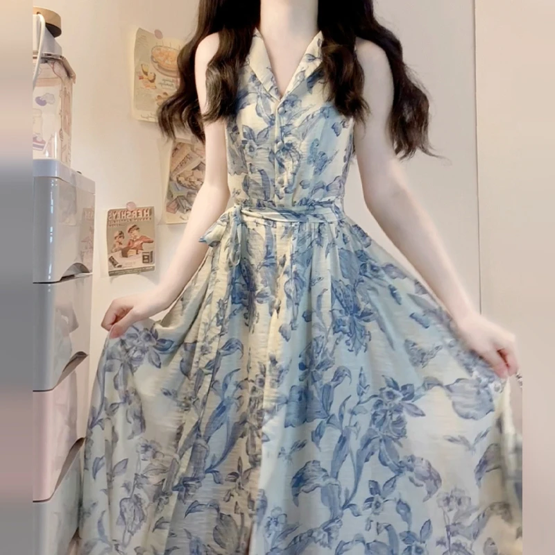 蓝色碎花无袖连衣裙子女夏季2025新款今年流行爆款新中式气质长裙