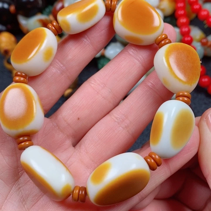 和田玉手链未镶嵌