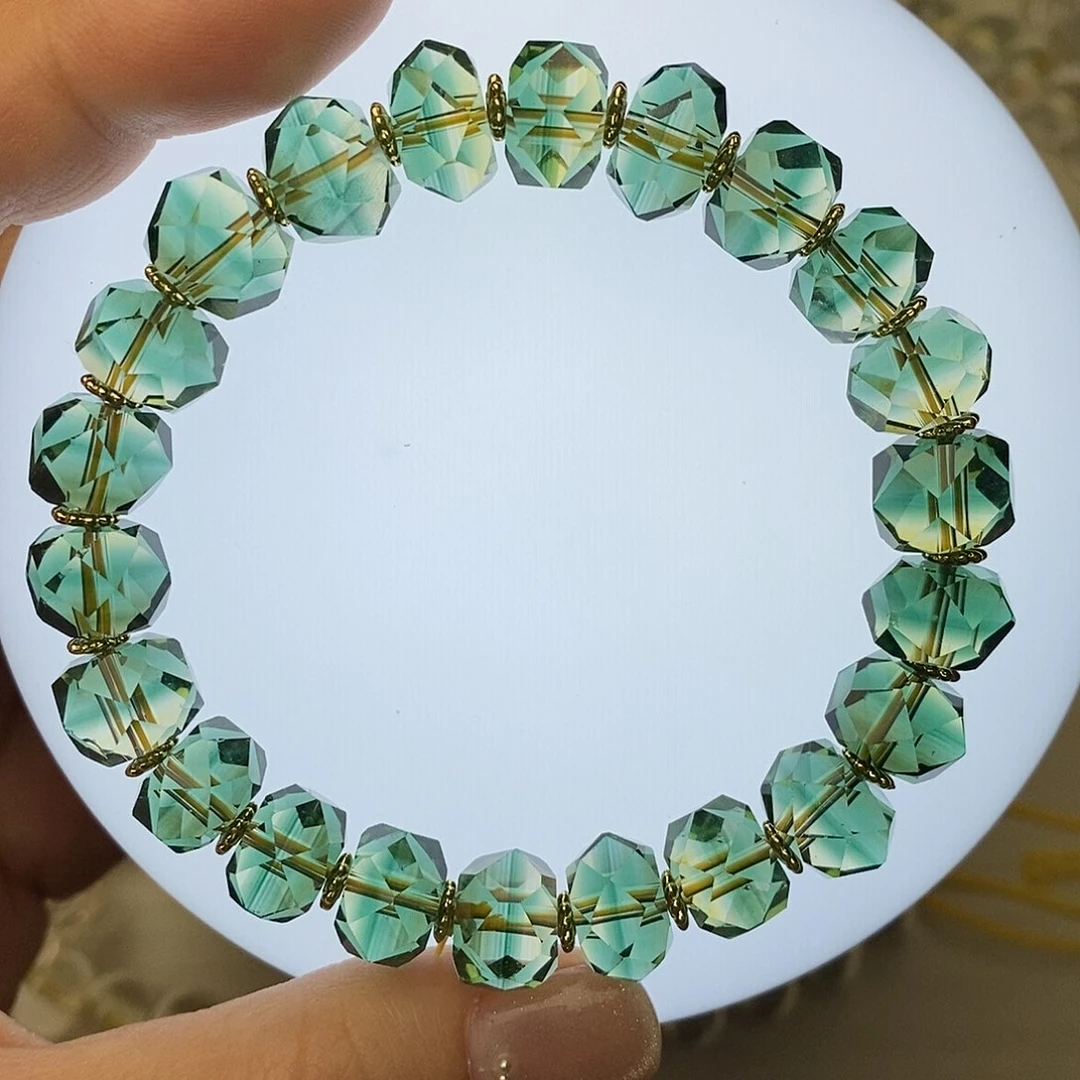 水晶手串未镶嵌达**玛手串