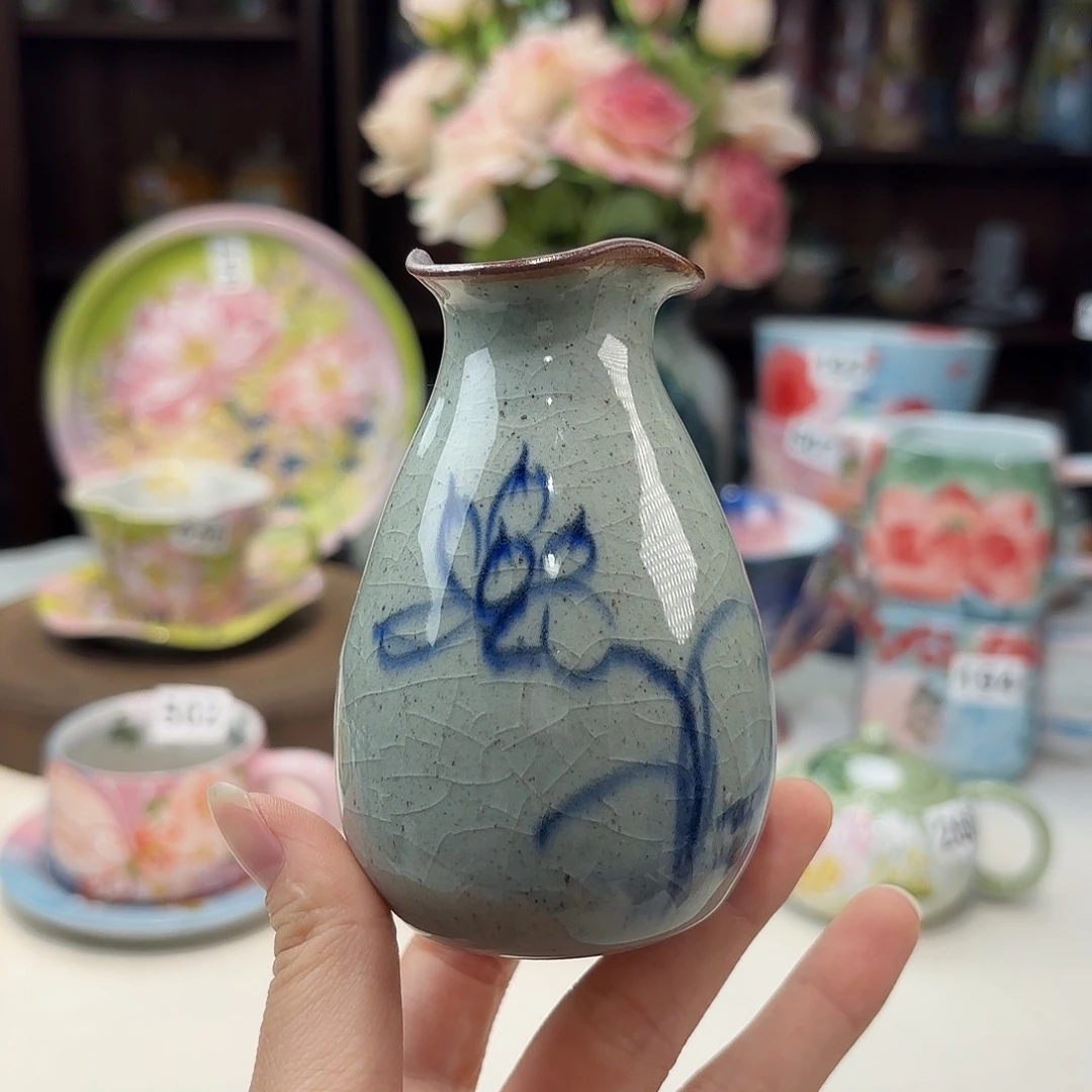 瓷片兔兔的小可爱太可爱