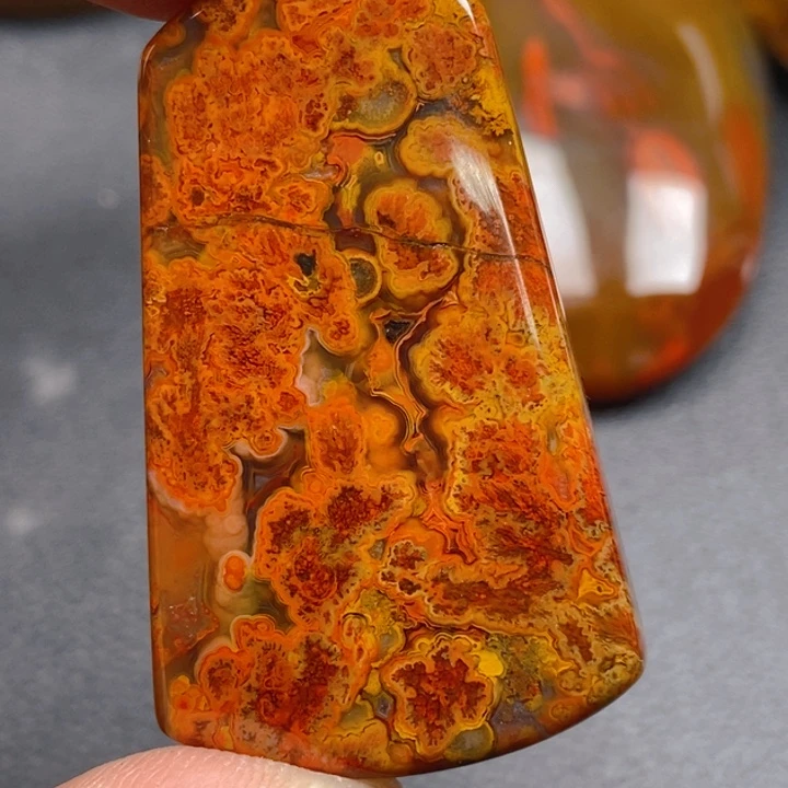 玛瑙/玉髓颈饰未镶嵌春***烊