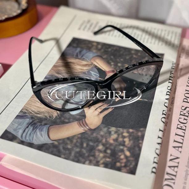 CUTEGIRL 香香女孩必入经典猫眼素颜镜