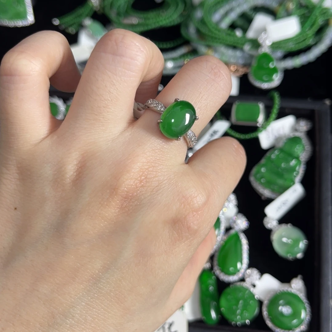 翡翠银S925镶嵌戒指蛋面戒指