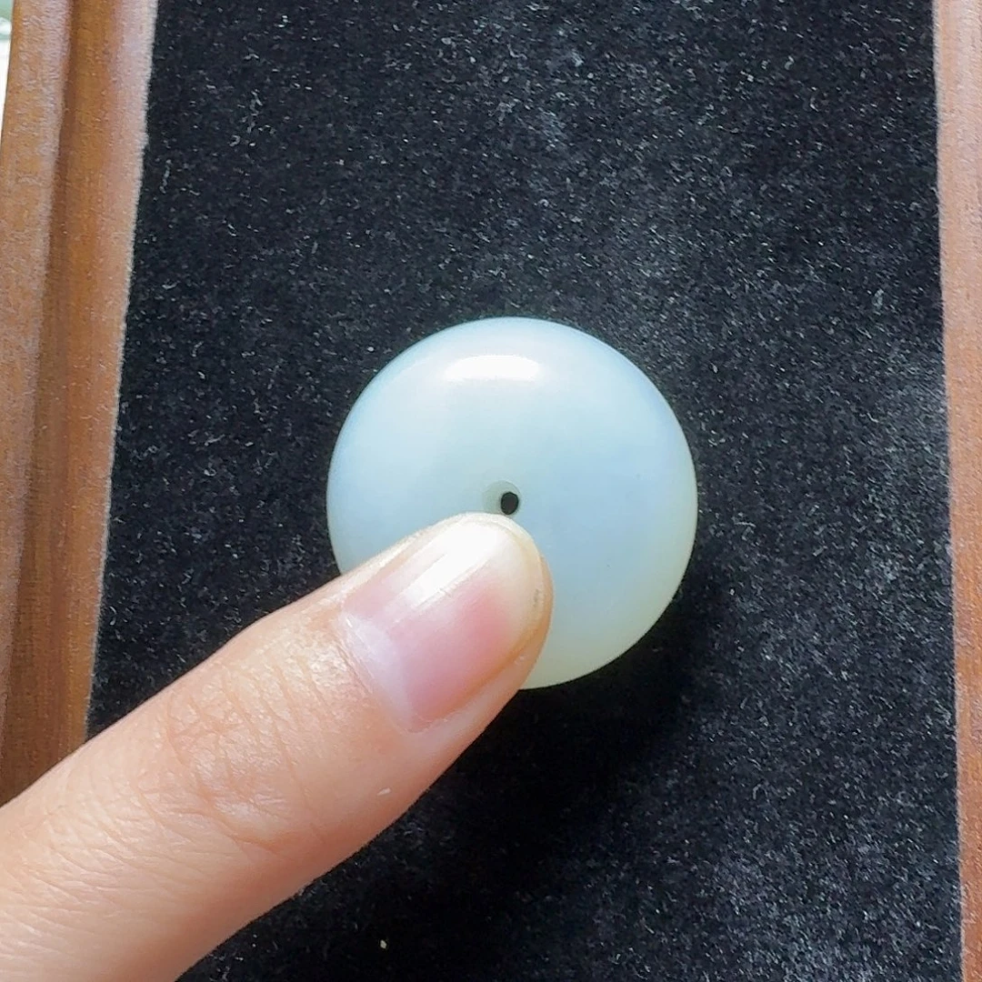卢***新号开播 挂件一件