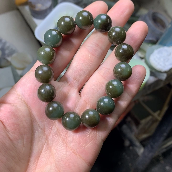 未镶嵌和田玉珠宝半成品