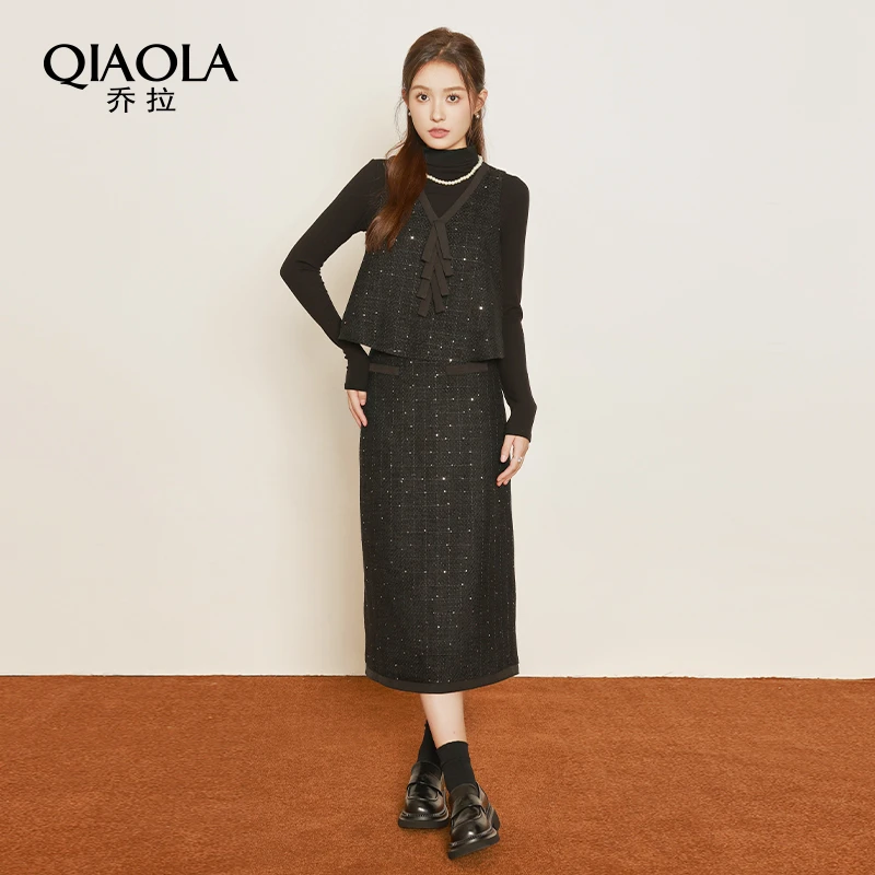 QIAOLA/乔拉【月色星空】秋季亮片小香风V领珍珠轻奢时尚套装