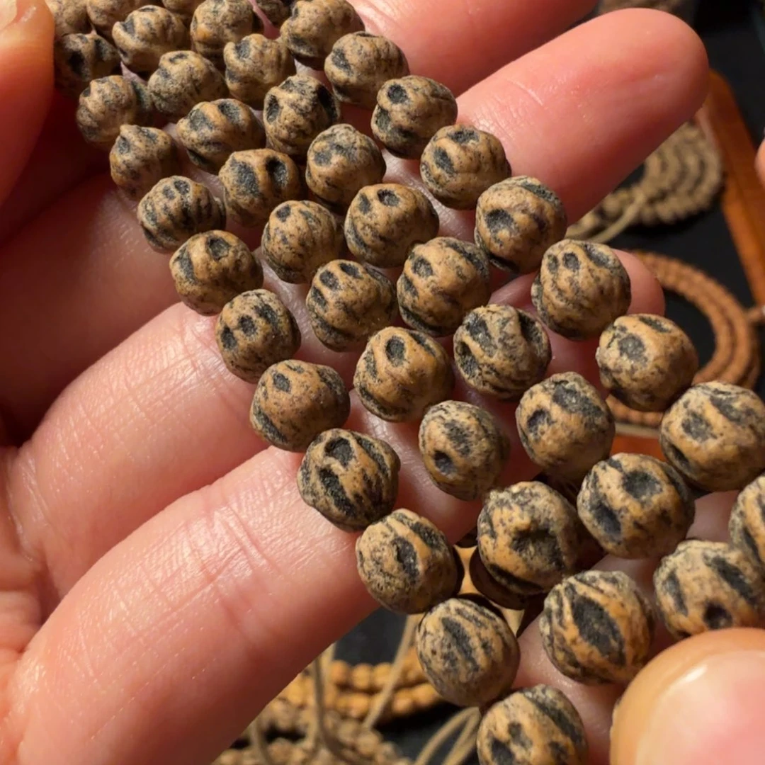 皮***山吊坠柏香籽/百香籽