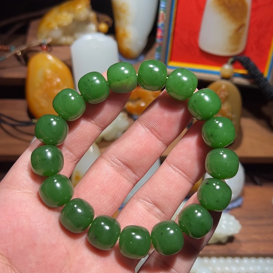 和田玉未镶嵌手串