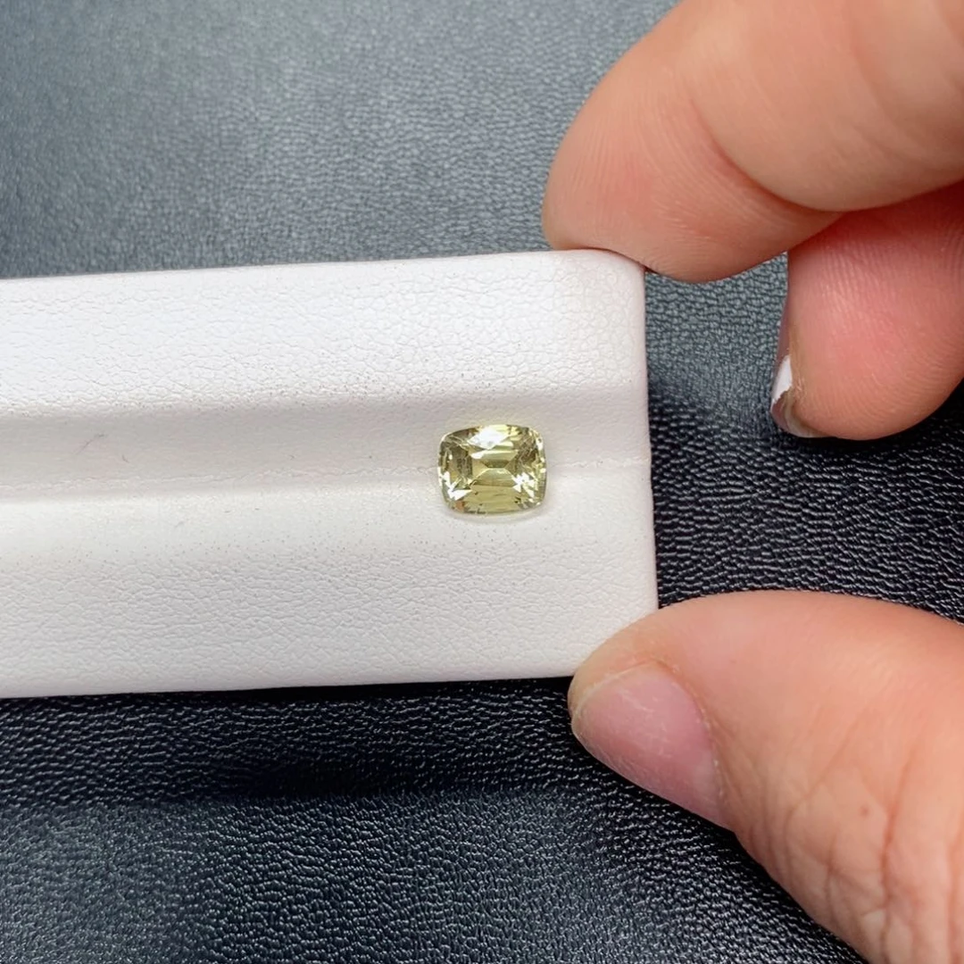 碧玺裸石未镶嵌1.84裸石