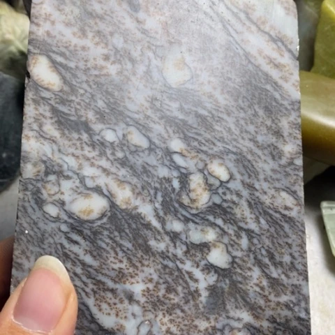 未镶嵌和田玉（糖玉）挂件