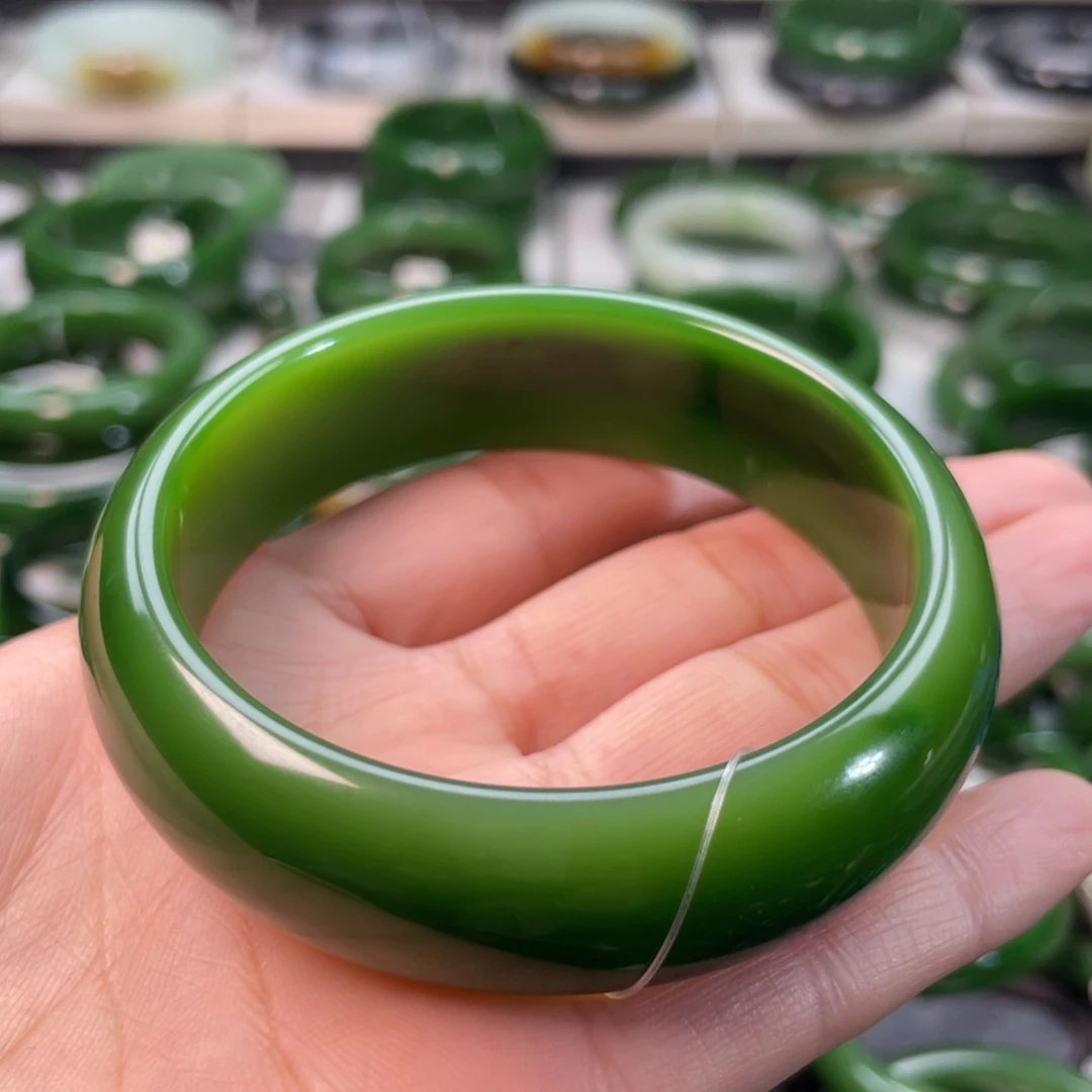 和田玉（碧玉）手镯未镶嵌清**韵