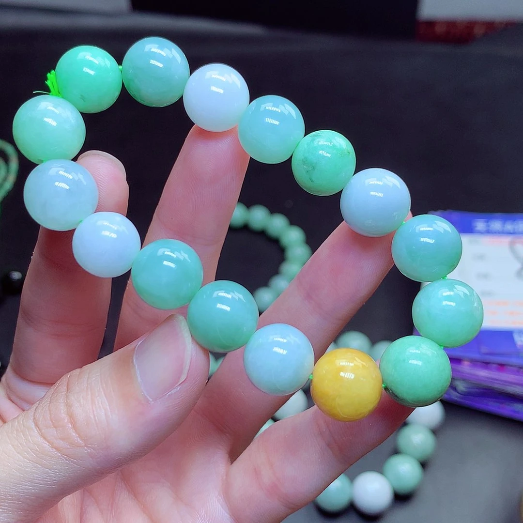 翡翠未镶嵌毛衣链