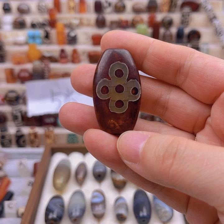 合金颈饰玛瑙/玉髓