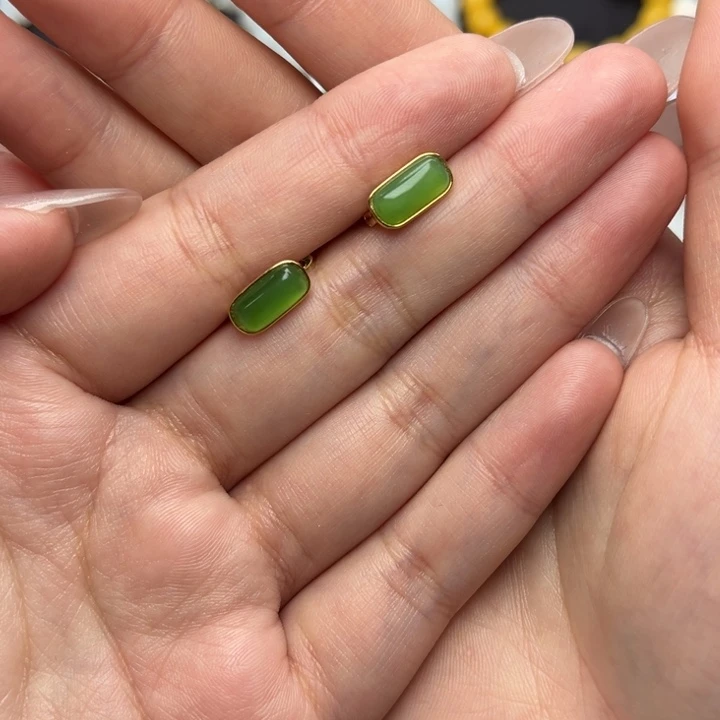 和田玉银S925镶嵌耳饰耳扣