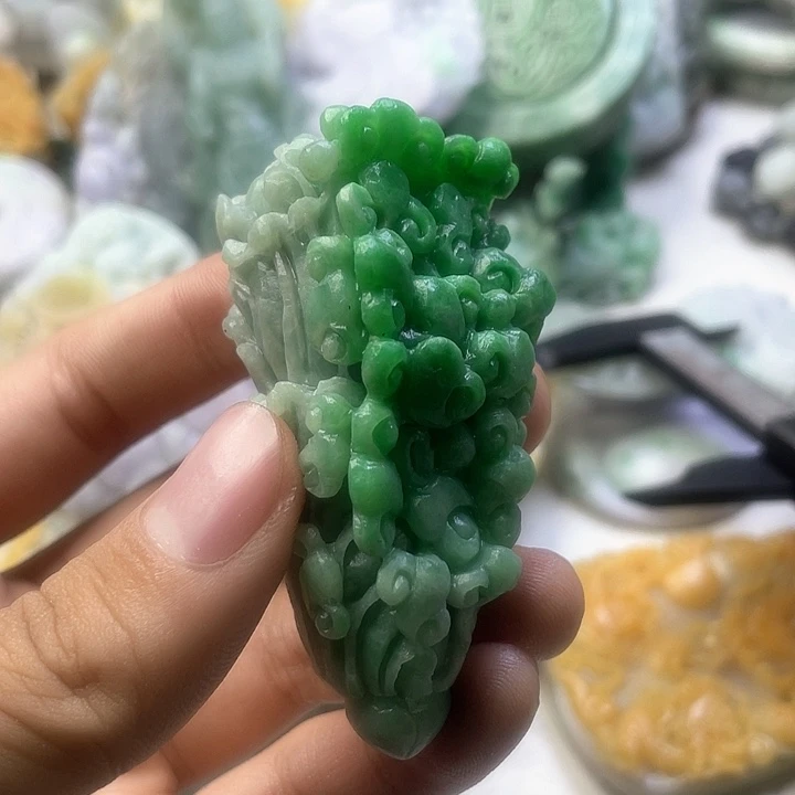 定制翡翠未镶嵌天然翡翠