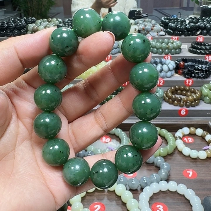 未镶嵌手链和田玉（碧玉）卡16