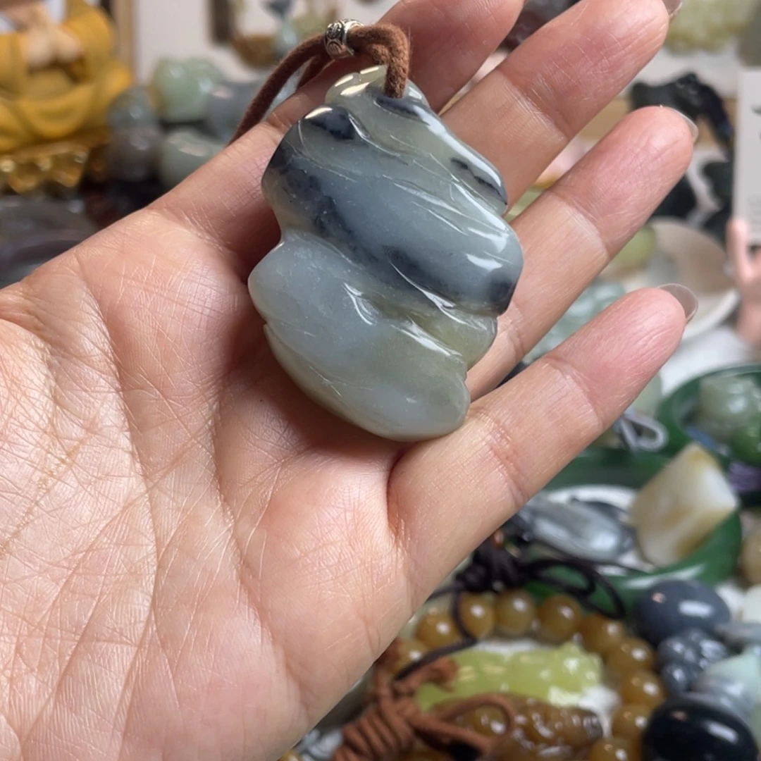 和田玉（糖玉）未镶嵌颈饰