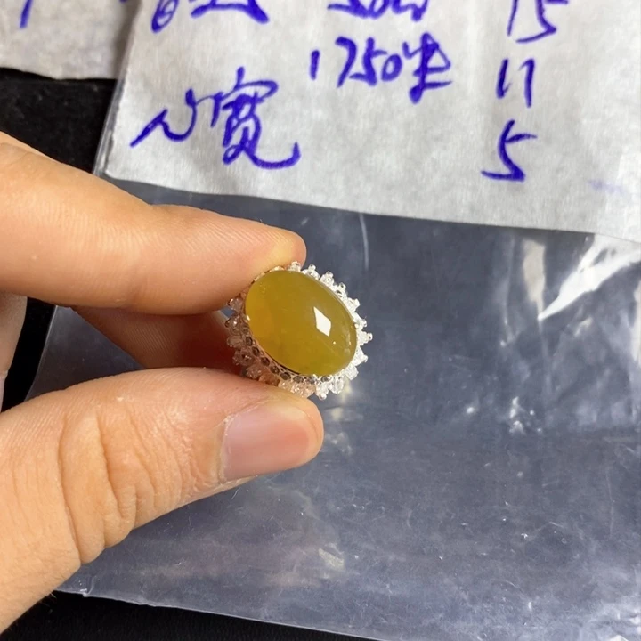 定制翡翠未镶嵌心**阔