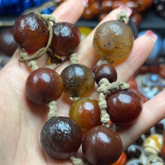 灰***3玛瑙/玉髓未镶嵌颈饰