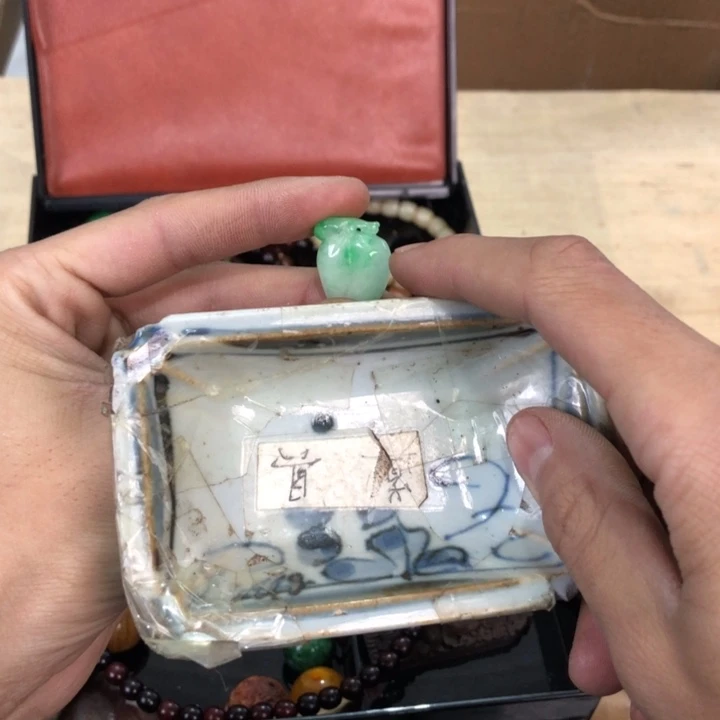 陶瓷孤品单件车里拍