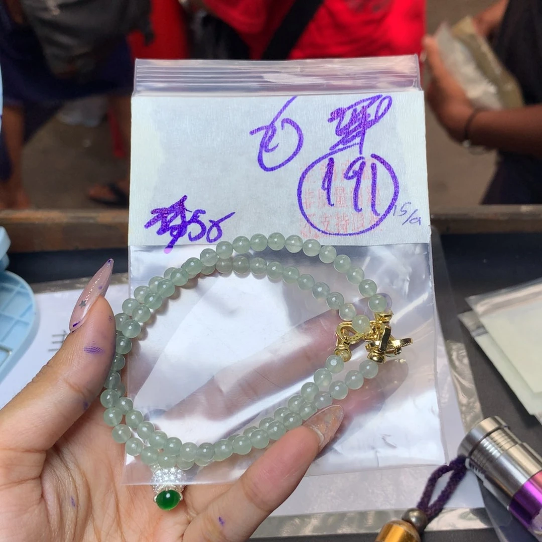 未镶嵌定制翡翠天然缅甸翡翠