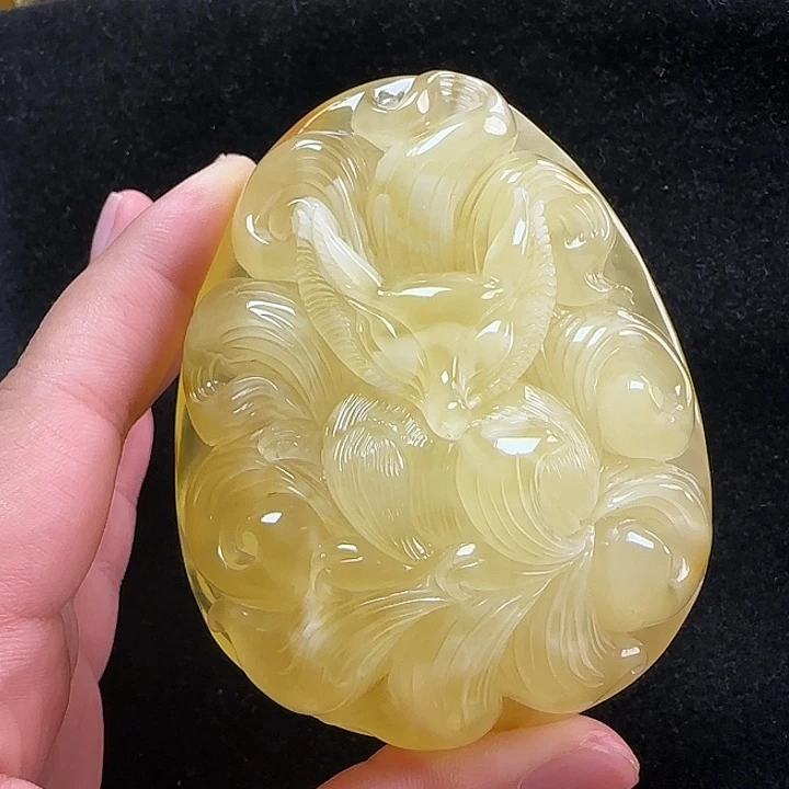 未镶嵌蜜蜡珠宝奇石