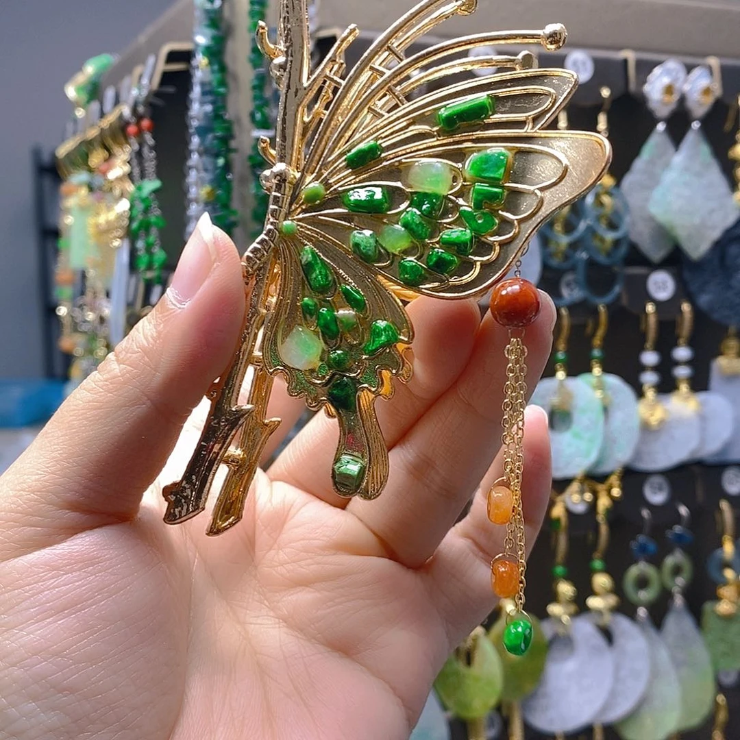 颈饰未镶嵌翡翠翡翠