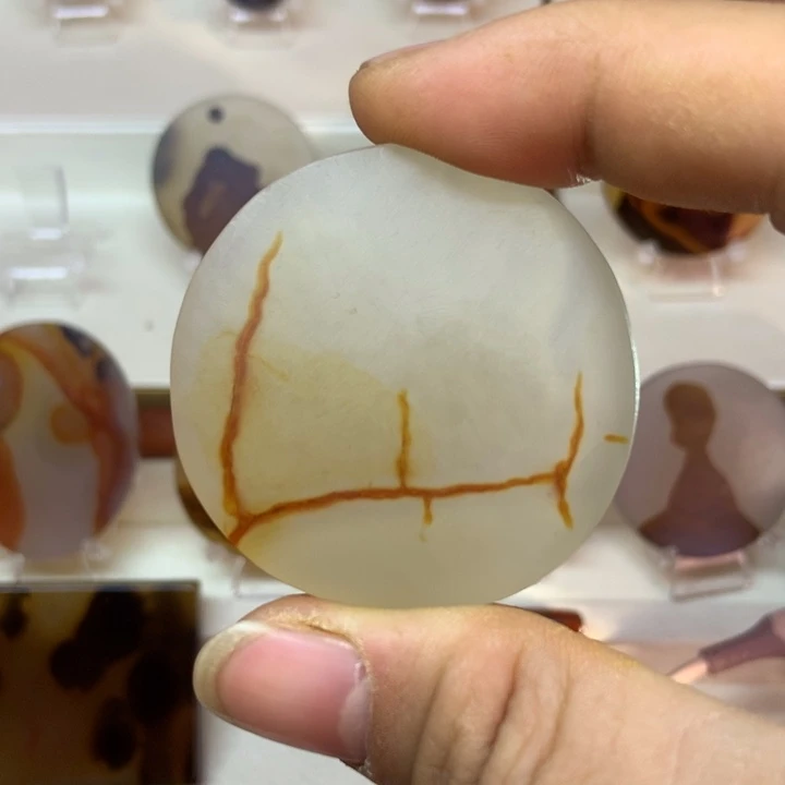 玛瑙/玉髓未镶嵌颈饰