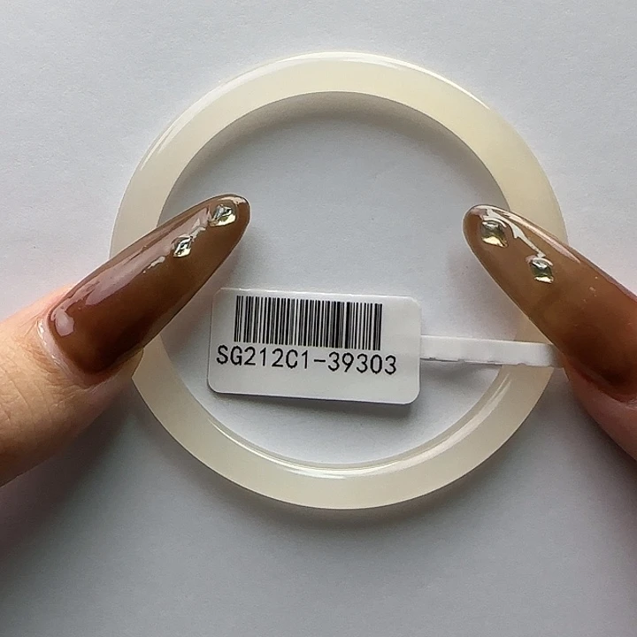 玲***师和田玉未镶嵌手镯54