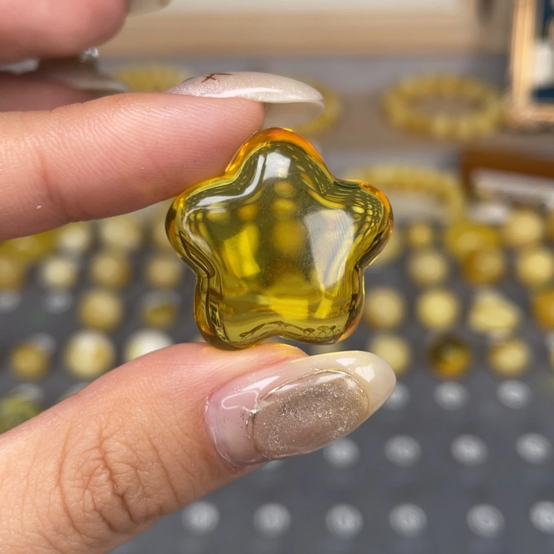 琥珀未镶嵌裸石55