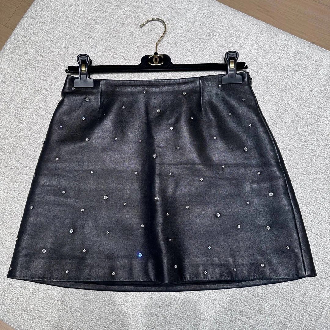 95新 MIU MIU/缪缪 水钻皮裙38码01806