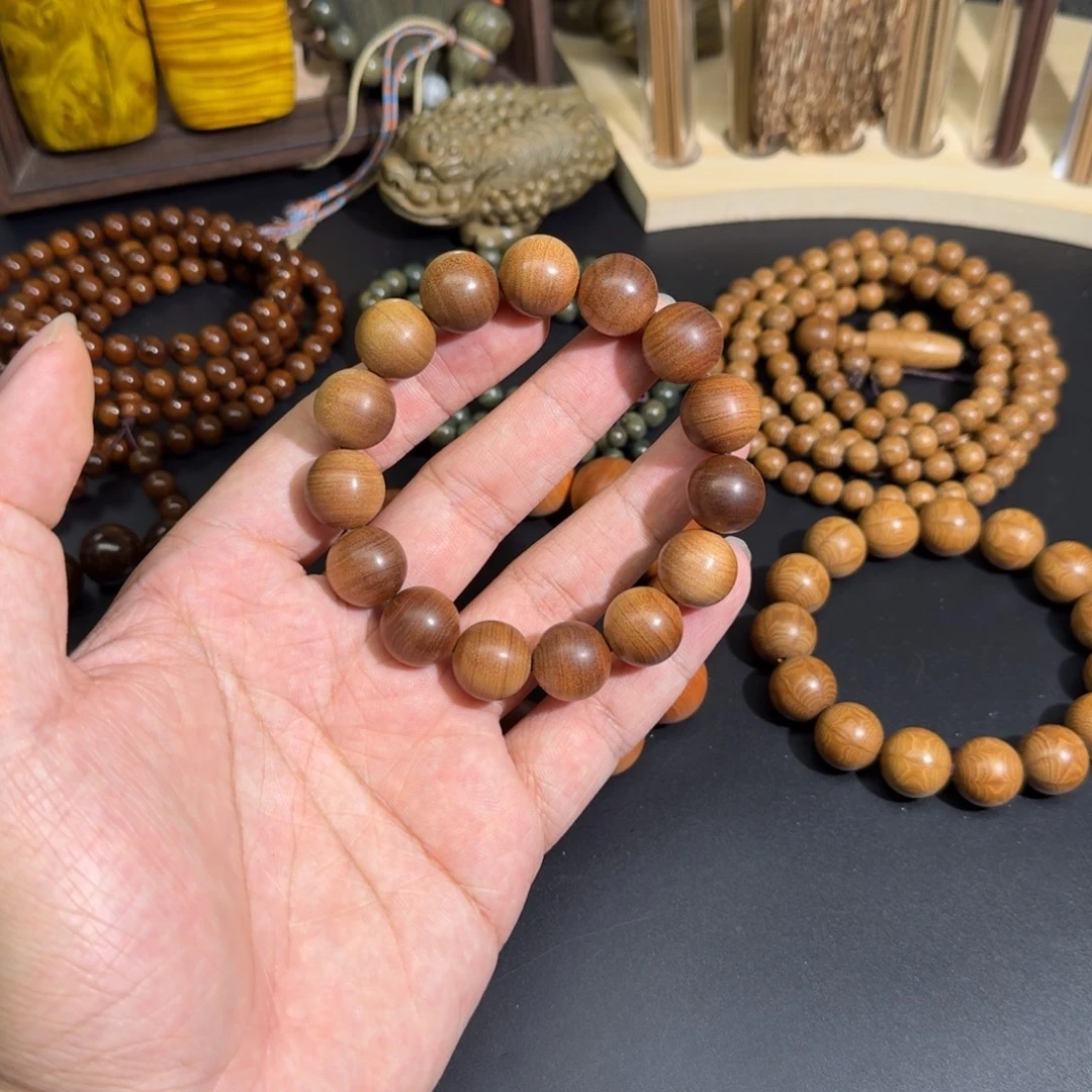 梓***嘉香榧木老山檀横纹黑肉1.5