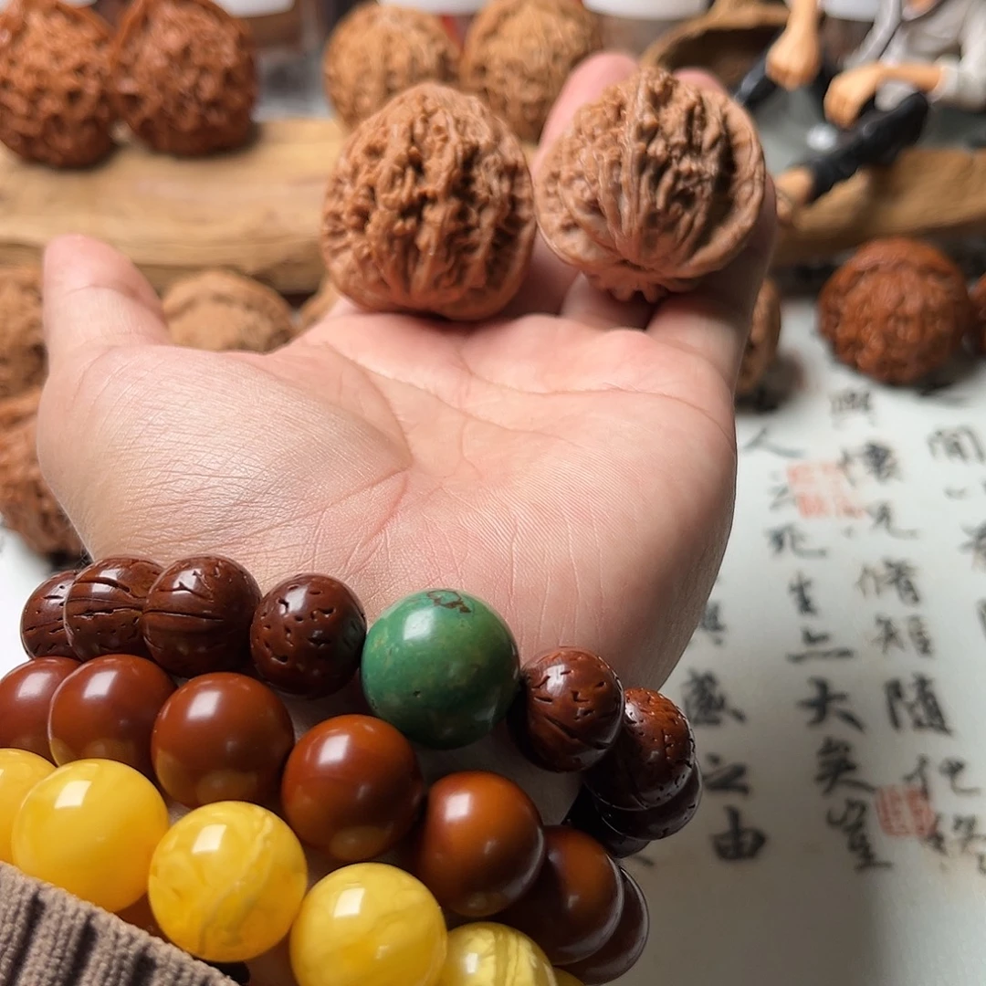 F***^吊坠文玩核桃虎头38（修尖）