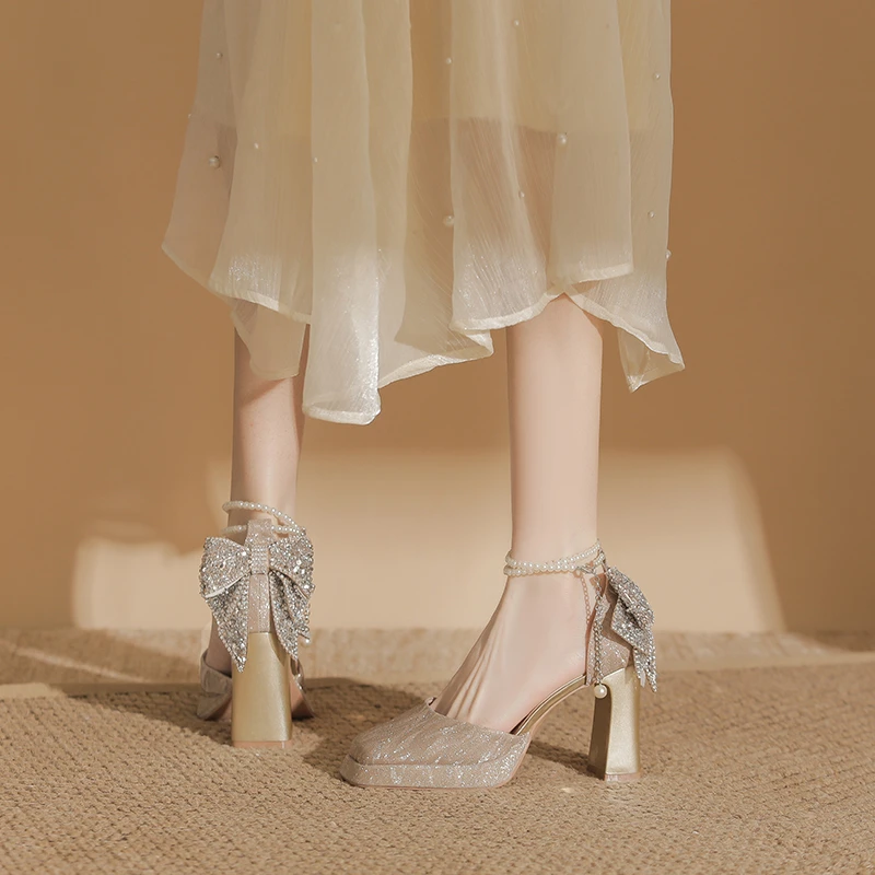 法式绝美高跟鞋女粗跟2025新款婚鞋新娘鞋防水台不累脚中空单鞋女