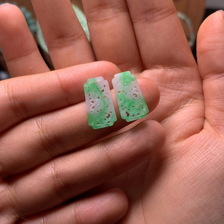 定制翡翠未镶嵌风**淡耳饰